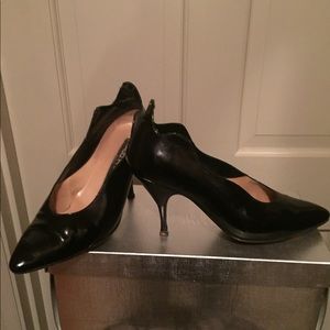 Maud Frizon Black patent leather pumps